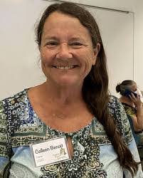 Diane Moxley's Instagram, Twitter & Facebook