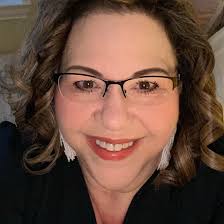 Lynnes Ministries was live.