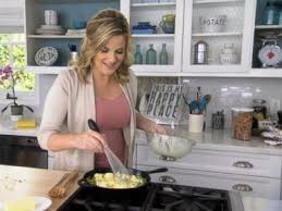 Raspberry Chicken Recipe Trisha Yearwood Recipe Abc News Skillet Apple Pie Trisha Yearwood Recipes Apple Pie Recipes
