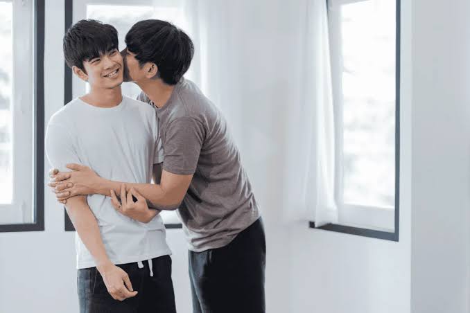 Quan hệ tình dục đồng tính nam như thế nào để an toàn? • Hello Bacsi