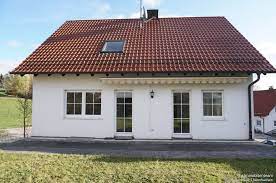 Entdecke 16 anzeigen für wohnung kaufen augsburg kreis zu bestpreisen. Haus Zum Verkauf 86877 Walkertshofen Augsburg Kreis Mapio Net