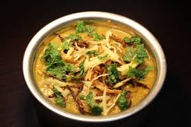 Haleem Bangladeshi Style Iftar In Ramadan Is Never So Exciting And Complete Without A Bowl Of Haleem Truly A Very Speci Food Food Culture Bangladeshi Food