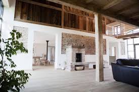 Vorschlag Eingangsbereich Grosse Scheune Gemeinschaftsraum Von Hier Aus Gehen Die Wohnungen Ab Haus Haus Umbau Altes Haus Renovieren