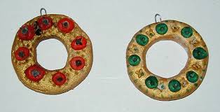 Dossier noël idées cadeaux et d'activités. Petites Couronnes Decorations De Noel En Pate A Sel Noel Tete A Modeler