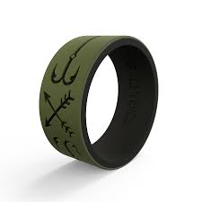 Pin By Leah On Final Wedding Ideas Engaged 7 22 17 In 2020 Silicone Wedding Band Mens Silicone Rings Men Silicone Rings