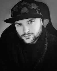 Hey im Dan, 34 from Bedfordshire 😋 looking for some new friends and a  laugh so feel free to message 😊