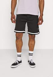 Crafted with the finest materials and workmanship, these shorts aren't your typical casualwear. Mennace Taped Basketball Shorts Black Schwarz Zalando De