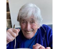 Phyllis Levitt Obituary (1928