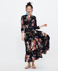 Die kleider der marke sind in zahlreichen farben, längen (von kurz bis lang) und größen verfügbar. Zara Woman Long Floral Print Dress Bedruckte Kleider Lange Kleider Boho Kleid