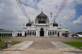 Foto gambar masjid terindah, termegah, tercantik di dunia. Lima Masjid Tercantik Di Dunia Republika Online