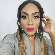 Nina Queen's Instagram, Twitter & Facebook