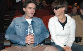 Anna mucha nigdy nie miała problemu z prezentowaniem swoich wdzięków i jest inspiracją dla wielu kobiet, które mają kompleksy ze względu na swoje kobiece kształty. Kuba Wojewodzki I Anna Mucha Razem Pokazal Zdjecie A Fani Sa Przekonani To Nogi Muchy Gwiazdy Maxxx News Rmf Maxxx