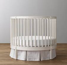 Round baby cribs have gained quite a lot of popularity lately and several main factors determine their appeal. 5 Oval Round Baby Cribs For A Stunning Nursery Decor Housessive