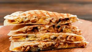 Try a couple of recipes from this lineup of kids meal ideas and ring that dinner bell, delicious is served! 31 Easy Dinner Recipes For Kids To Make On Mother S Day