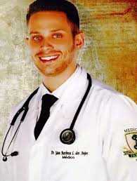 Quinta-Feira, 10 de Dezembro de 2015