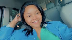 Barbara Lesher's Instagram, Twitter & Facebook