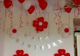 You don't even need to inflate the balloons for this simple balloon decoration. Balloon Decorations At Home Birthday Party Organisers In Patna Bihar Balloon Decorators In Patna Bihar Birthday Party Planner In Patna Bihar Birthday Organizers In Patna Bihar Theme