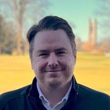 Robert Battershell's Instagram, Twitter & Facebook