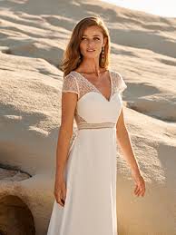 Shoppen sie online in unserem sortiment an rabattierten brautkleidern mit einem einzigartigen stil. Vintage Brautkleider Von Rembo Styling Exklusiv Bei Studio Fee In Hameln