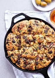 Sundried Tomato Herb Dried Skillet Rolls Fall Dinner Party Menu Christmas Eve Dinner Menu Fall Dinner