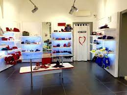 Interno Del Negozio Quore In Via Martino 19 21 A Casarano Le Quorestore Quore Abbigliamentobambino Outfit Lecce Salento Bamb Salento Interno Apertura
