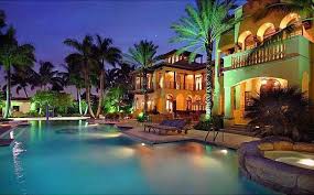 Contenta Ultra Exclusiva Mansion Frente Al Mar En Miami Beach Florida A La Venta Por 39 Millones Mansions Luxury Villa Rentals Luxury Villa