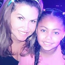 Barbra Streisand just gave George Floyd's young daughter a gift that's  worth its weight in gold -- especially long term -- in the form of stock to  a behemoth of a company ...