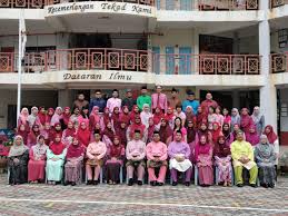 Ayer keroh houses two main industrial areas which are the ayer keroh industrial area and taman tasik utama industrial area. Pusat Sumber Smk Ayer Keroh Home Facebook