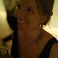 Bushel Full of Murder (A Farmers' Market, #6) by Paige Shelton