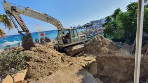 Maybe you would like to learn more about one of these? Mykonos Eskase H Apoxeteysh Apo Thn Yperbolikh Domhsh Binteo Kai Fwtografies