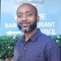 300+ perfiles de «Lenroy»