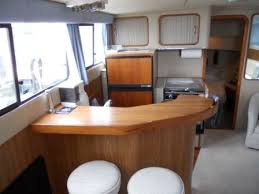 38 Chris Craft Catalina 381 1988 89 900 Chris Craft Boat Stuff House Boat