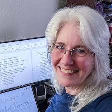 STRONG AND FREE Vol. 1: Stories of women who are living their dream after  breaking up with society's expectations