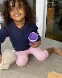 Kashe Quest, 2-year-old with an IQ of 146, is America's youngest Mensa  member - ABC7 Chicago