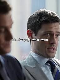 Mike Ross VS Harvey and Logan