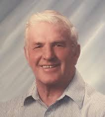 Sandra Houseman's Instagram, Twitter & Facebook