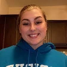 Marcy Thayer's Instagram, Twitter & Facebook