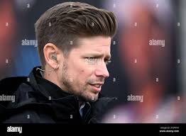 Phillip Island, Australia. 21 ottobre 2023. L'ex pilota australiano di  MotoGP Casey Stoner durante un'intervista televisiva al Gran Premio di  motocicletta australiano al Phillip Island Grand Prix Circuit a Phillip  Island, Victoria,