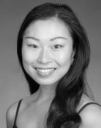 Mimi Worrell's Instagram, Twitter & Facebook