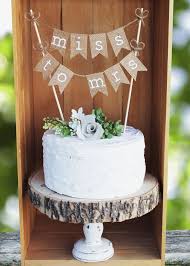 Bridal Shower Cake Topper Bride To Be Burlap Bridal Shower Etsy Bridal Shower Cake Topper Bridal Shower Cakes Rustic Bridal Shower Rustic