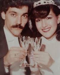 Gina Crowe's Instagram, Twitter & Facebook