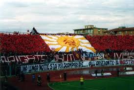 La bandabassotti ispira ad espimersi con le azioni concrete e con la propria creatività. Curva Ospiti I Tifosi Del Livorno Pianetaempoli