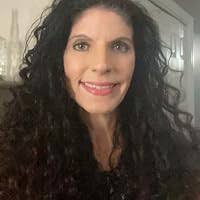 Last Seen Alive (Ellery Hathaway, #5) by Joanna Schaffhausen