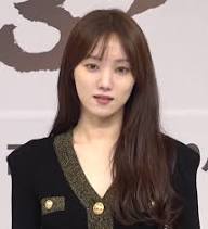 Lee Sung-kyung – Wikipedia, wolna encyklopedia
