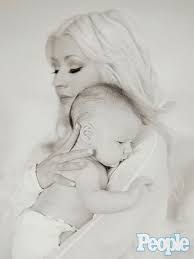 Christina Aguilera Baby Summer Rain Rutler Photos Christina Aguilera Christina Maria Aguilera Christina