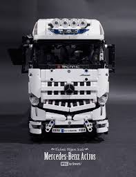 Maybe you would like to learn more about one of these? Hello Everyone Let Me Introduce My New Moc Mercedes Benz Actros Tractor Technic Figure 1 1 It Has 1 Xl Motor For Dri Lego Truck Lego Technic Sets Lego Cars