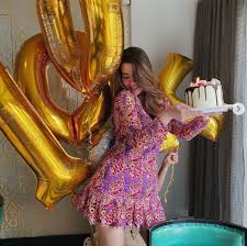 مهرجان دبي للتسوق عرض يومي لطائرات بدون طيار مع الإضاءة. ØªØ²Ùˆ Ø¬Øª Ù…Ù† Ù…ØºØªØµØ¨Ù‡Ø§ ÙˆØºÙØ±Øª Ù„Ù‡ Ø®ÙŠØ§Ù†Ø§ØªÙ‡ Ø§Ù„Ù…ØªÙƒØ±Ø±Ø© Ø±ÙˆØ§Ù† Ø¨Ù† Ø­Ø³ÙŠÙ† ØªØ±ÙˆÙŠ Ù‚ØµØªÙ‡Ø§ Ø§Ù„ØµØ§Ø¯Ù…Ø© Ø±ØµÙŠÙ 22