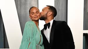 Chrissy teigen has revealed she and husband john legend have lost their baby, days after she was admitted to the hospital with heavy bleeding. John Legend Pays Tribute To Chrissy Teigen Following Baby Loss Cnn