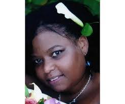 Vicki Metcalf's Instagram, Twitter & Facebook