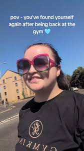 Lauren Jane Beaton (@laurenjanebeaton)